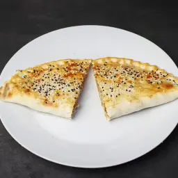 فطيرة شاورما جبن